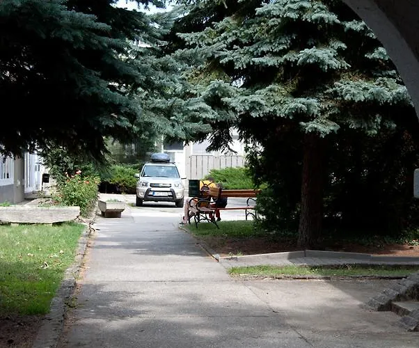 Park מלון בלטונללה